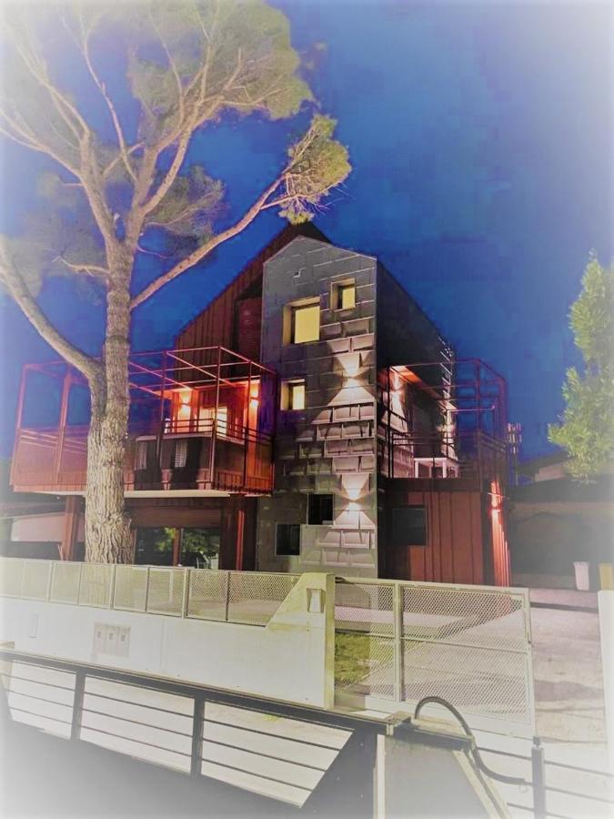 Villa Cisa Con Yacuzzi Lignano Sabbiadoro Dış mekan fotoğraf