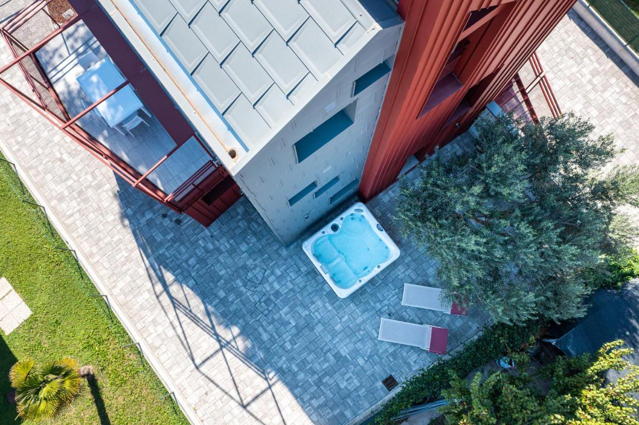 Villa Cisa Con Yacuzzi Lignano Sabbiadoro Dış mekan fotoğraf