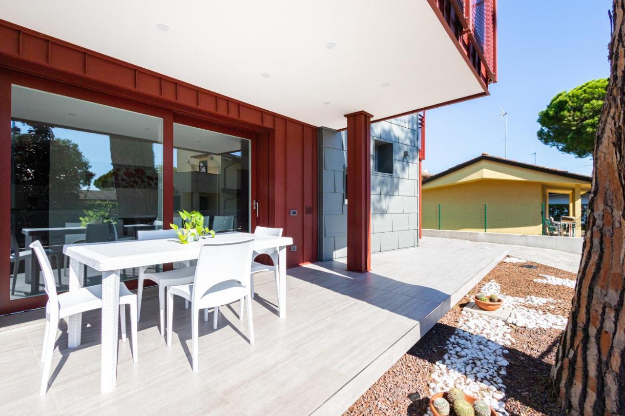 Villa Cisa Con Yacuzzi Lignano Sabbiadoro Dış mekan fotoğraf